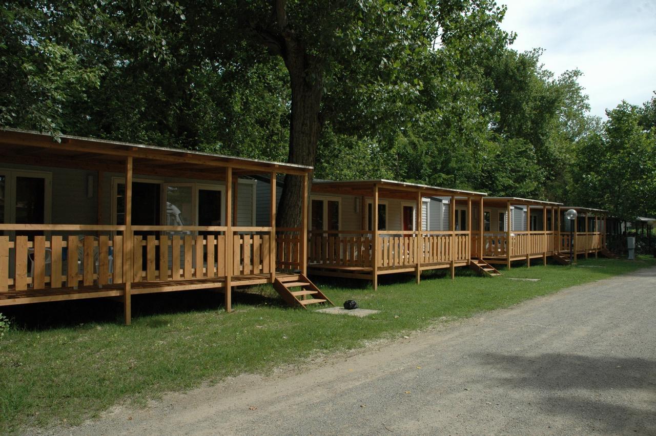 Camping Listro Кастильоне-дель-Лаго Экстерьер фото